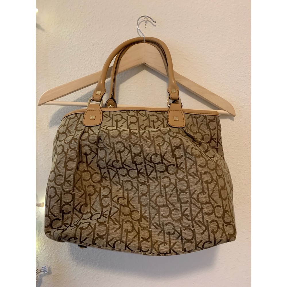 Calvin Klein classic purse